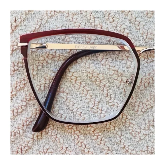 Elegant Cat Eye Full Rim Glasses Burgundy and Gold. - Picture 6 of 10